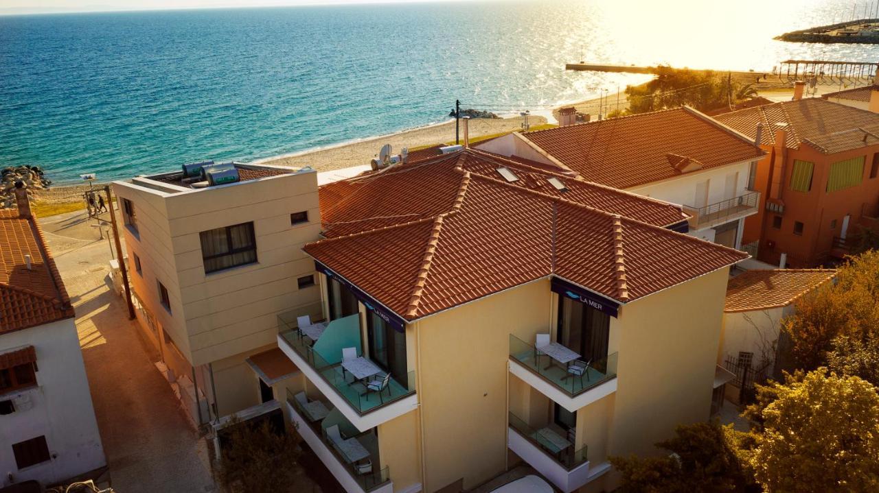 La Mer Apartments Nikiti  Eksteriør billede