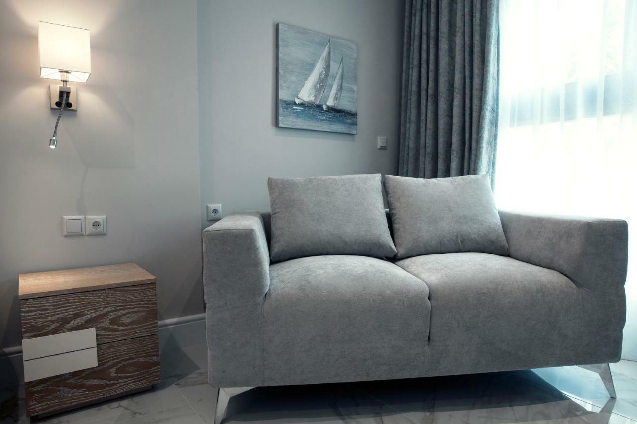 La Mer Apartments Nikiti  Eksteriør billede